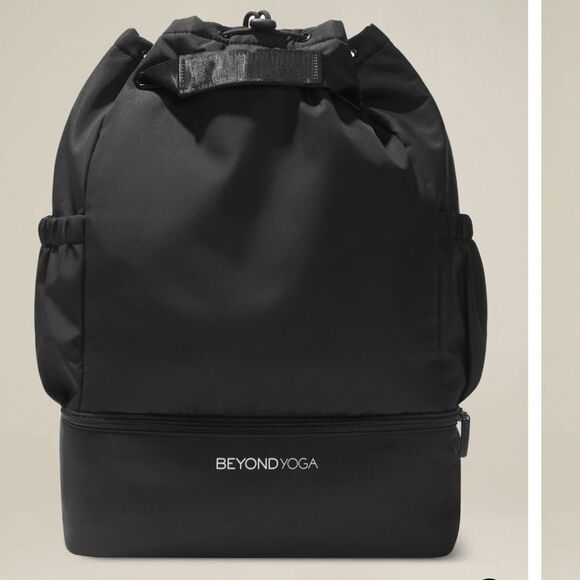 Beyond Yoga Convertible Gym Bag Black OS NWT in packaging - Picture 1 of 11
